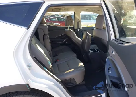 2016 Hyundai Santa Fe Sport 2.4L z USA, uszkodzony, nr VIN 5XYZUDLB8GG373081